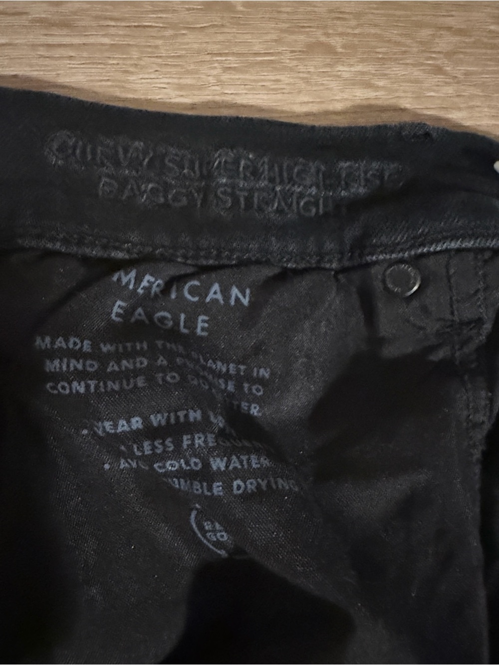 American Eagle Strigid Super High Rise Baggy Straight Jeans 14 Long - Picture 4 of 4